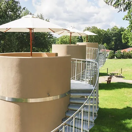 فندق Slube Am Krakower