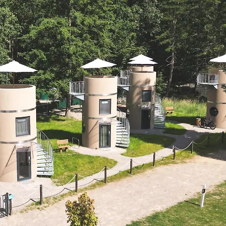 Slube Am Krakower فندق كراكو آم زيه